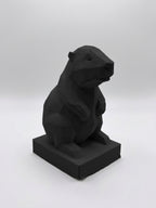 Statuina castoro nero in stampa 3D PLA, totem animale low-poly da collezione