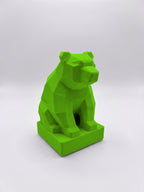 Statuina orso verde in stampa 3D PLA, totem animale low-poly da collezione