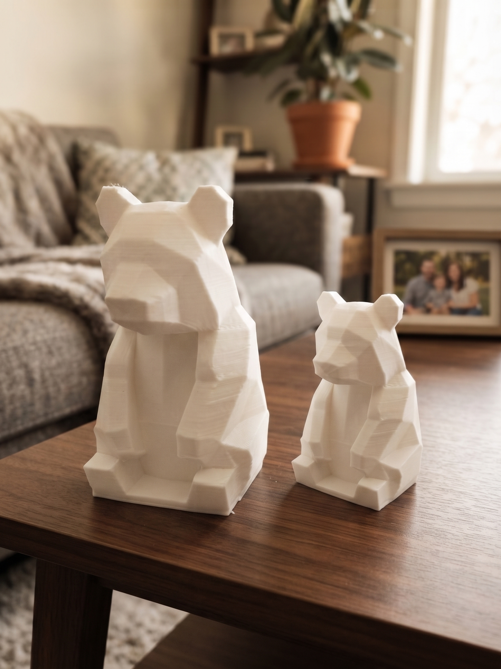 Dettaglio della finitura low-poly della statuina panda stampata in 3D in PLA