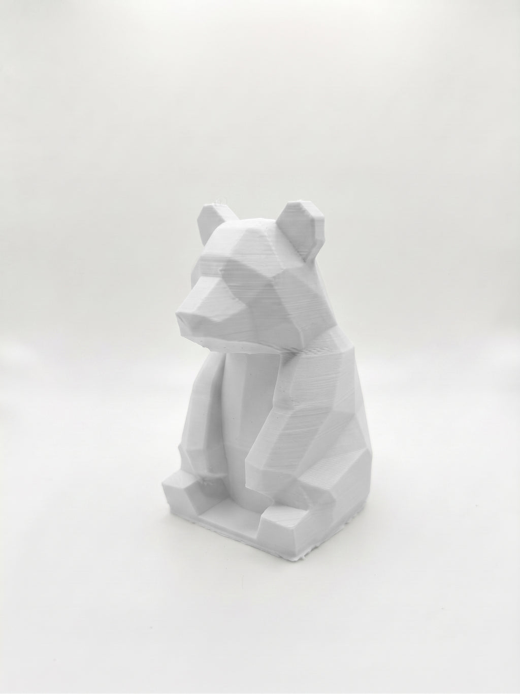 Statuina panda bianco in stampa 3D PLA, totem animale low-poly da collezione