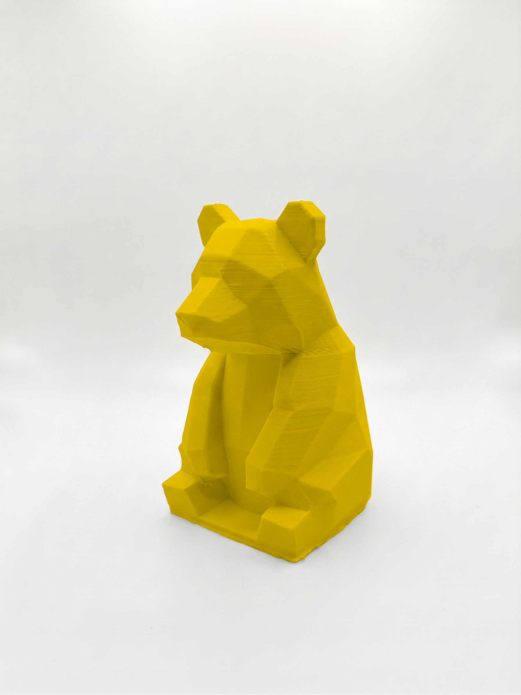 Statuina panda giallo in stampa 3D PLA, totem animale low-poly da collezione
