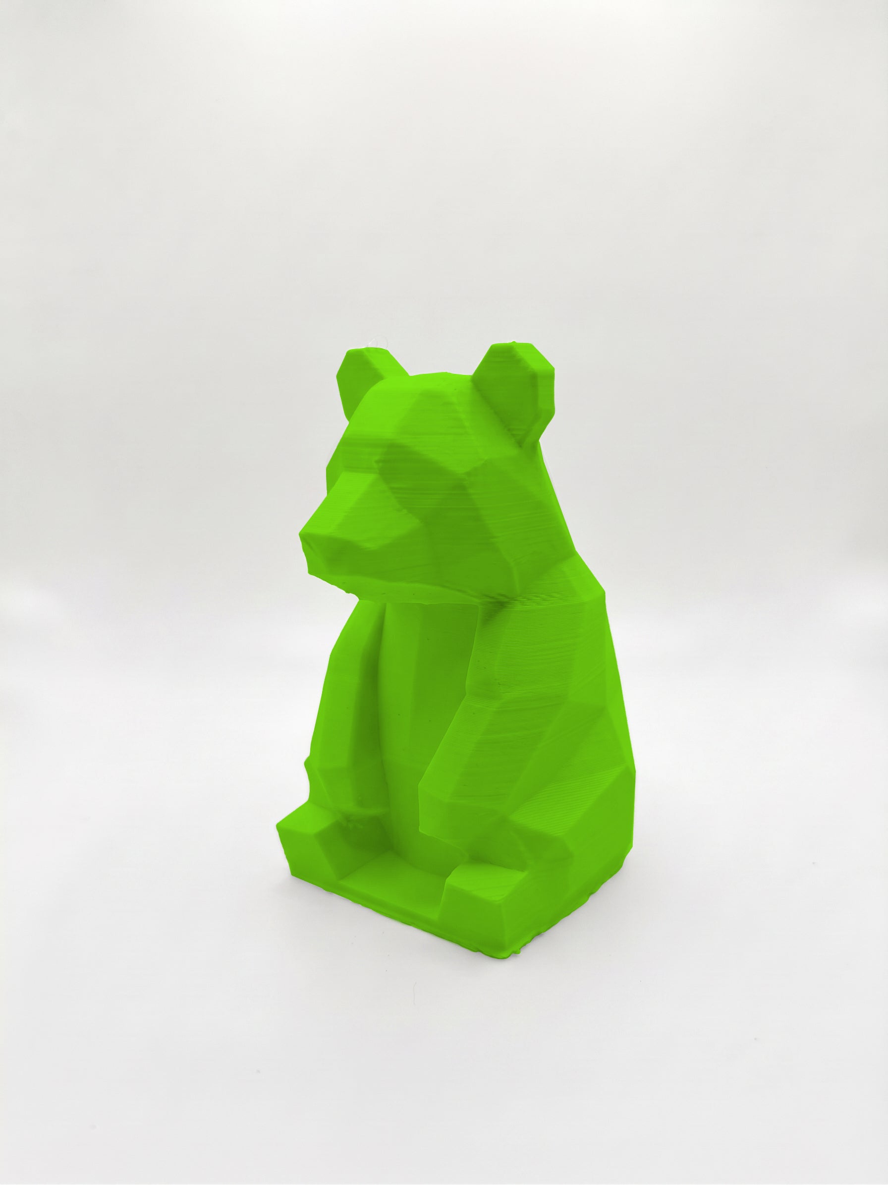 Statuina panda verde in stampa 3D PLA, totem animale low-poly da collezione