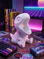 Portapenne Dino T-Rex ambientato sulla scrivania 4