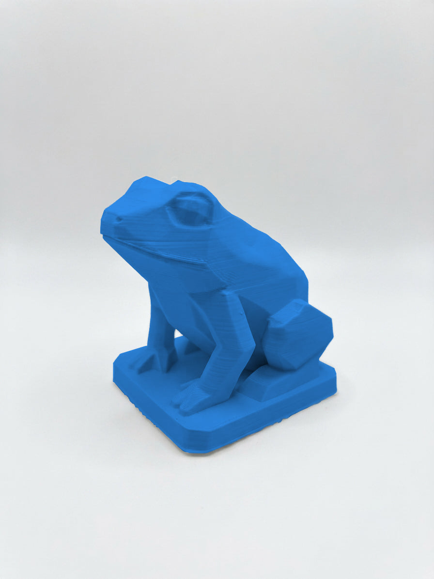 Statuina rana blu in stampa 3D PLA, totem animale low-poly da collezione